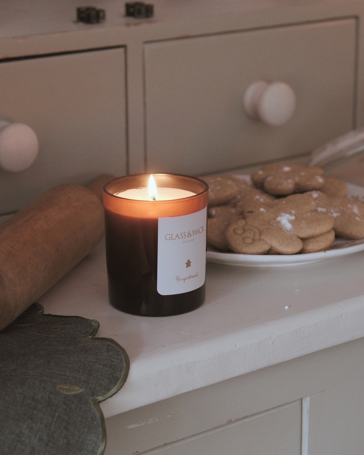Gingerbread Amber Candle