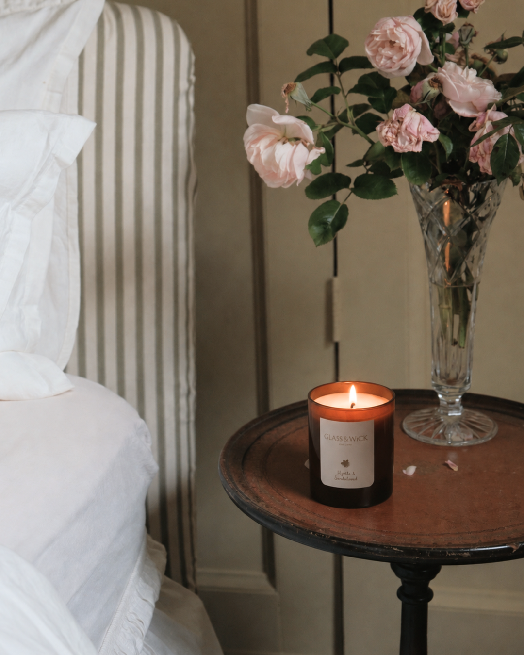 Myrtle &amp; Sandalwood Amber Candle