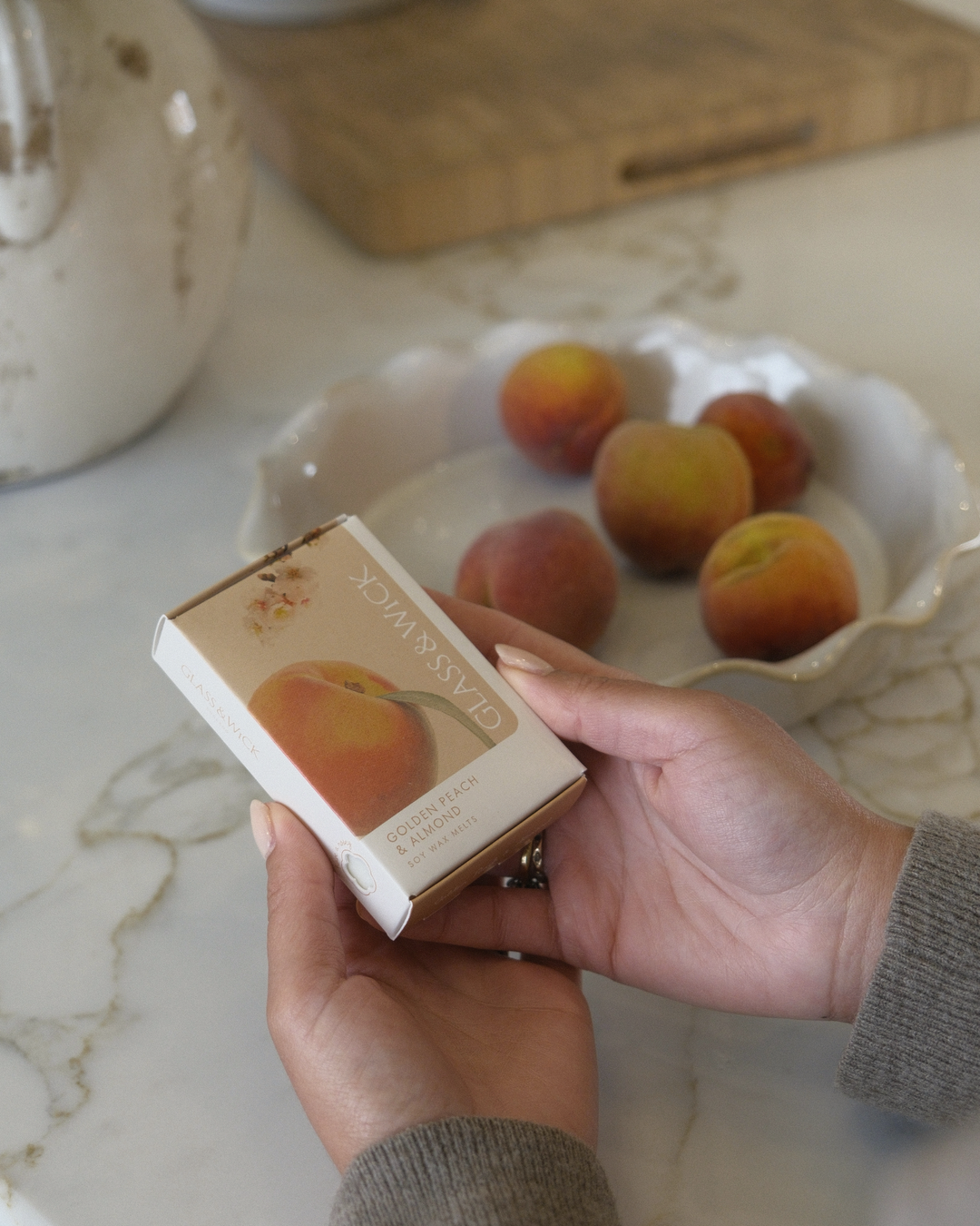 Golden Peach &amp; Almond Soy Wax Melts