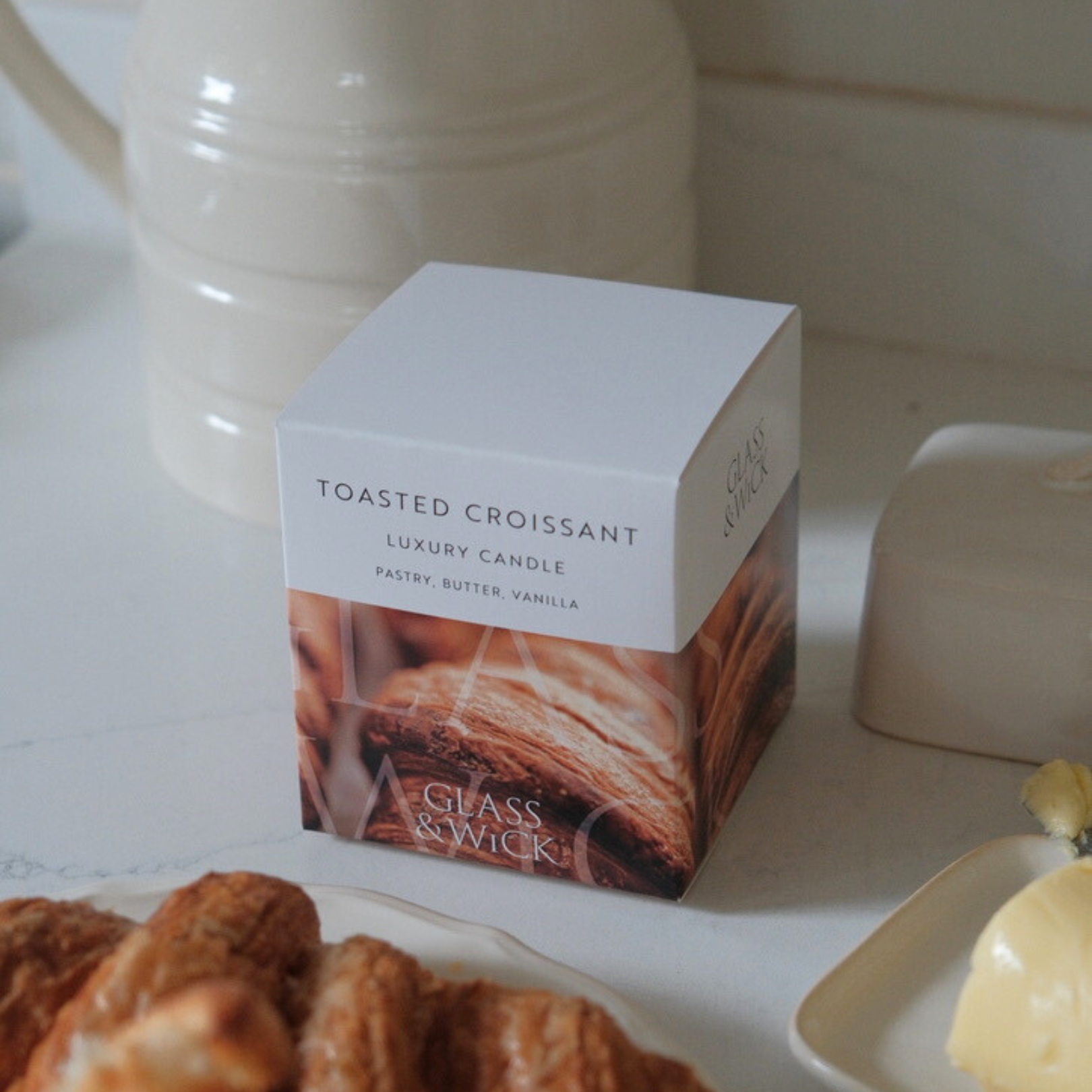 Toasted Croissant Amber Candle